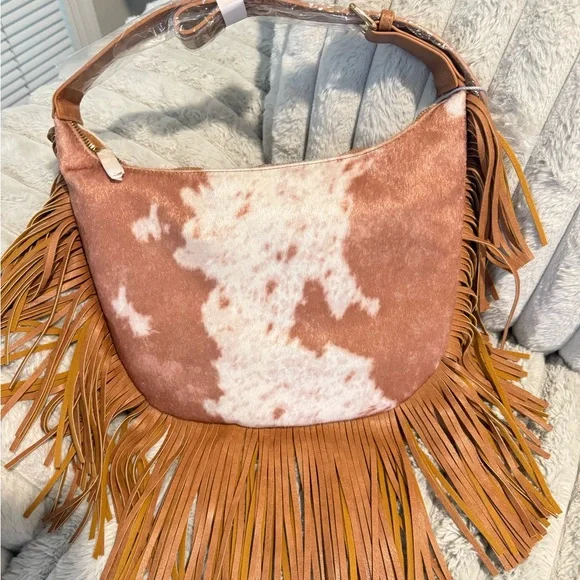 NEW Faux Suede Brown Cow Print Fringe Hobo Shoulder Bag - Picture 4 of 5
